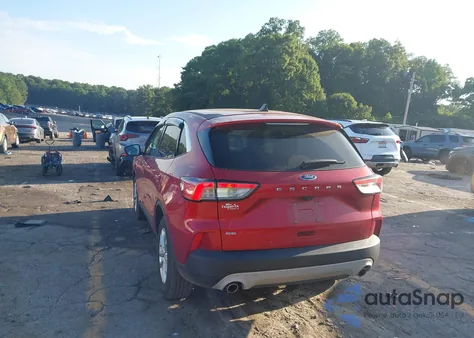 2021 Ford Escape Se z USA, uszkodzony, nr VIN 1FMCU0G64MUB31454